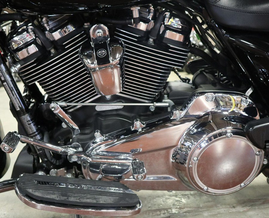 2022 Harley-Davidson Street Glide®