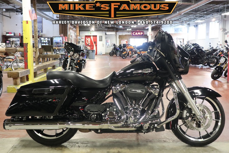 2022 Harley-Davidson Street Glide®