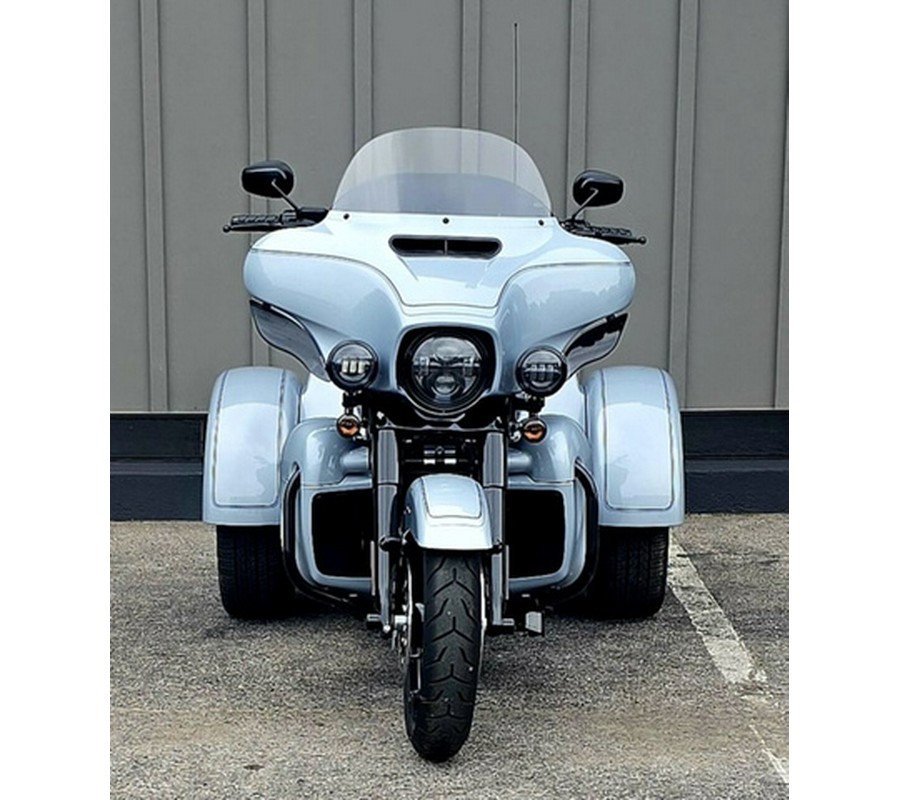 2025 Harley-Davidson FLHTCUTG - Tri Glide Ultra