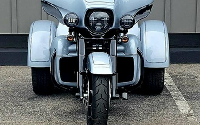 2025 Harley-Davidson FLHTCUTG - Tri Glide Ultra
