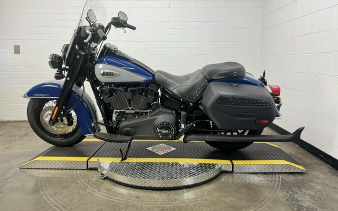 2023 Harley-Davidson Heritage Classic BLACK W/ PINSTRIPE