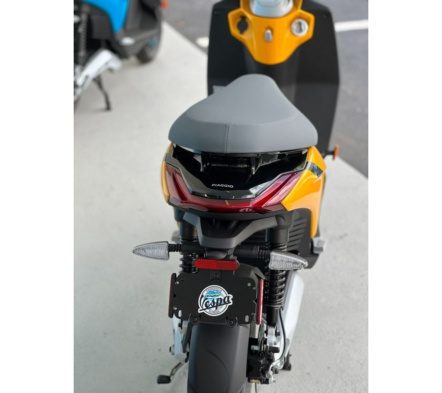 2022 Piaggio Piaggio 1 Active