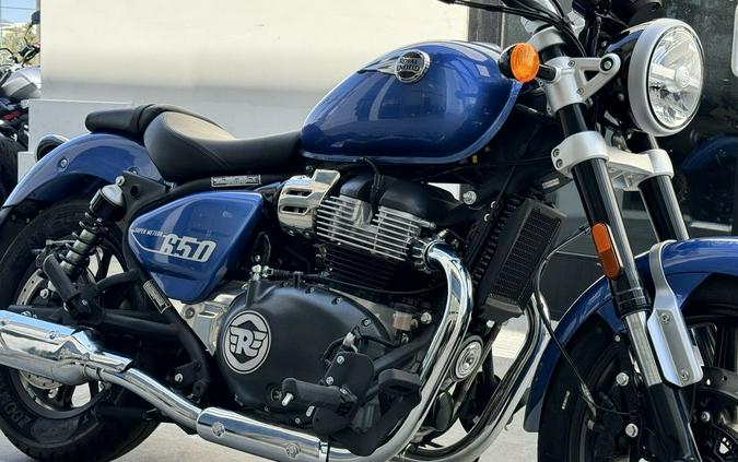 2024 Royal Enfield Super Meteor 650 Review [17 Fast Facts]