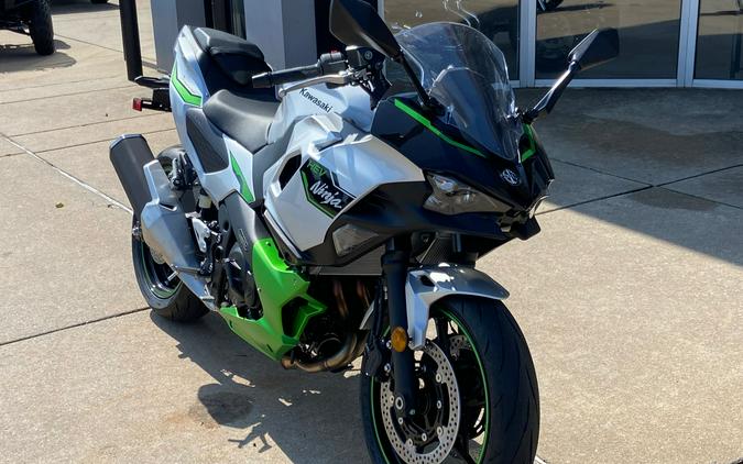 2024 Kawasaki Ninja 7 Hybrid ABS