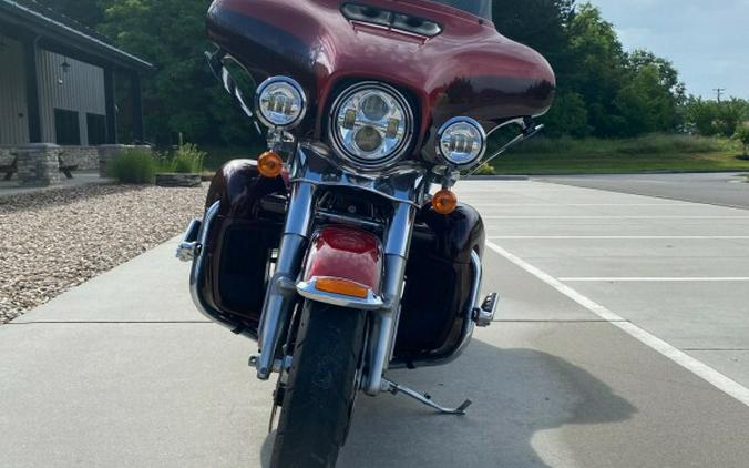 2019 Harley-Davidson Ultra Limited Wicked Red/Twisted Cherry