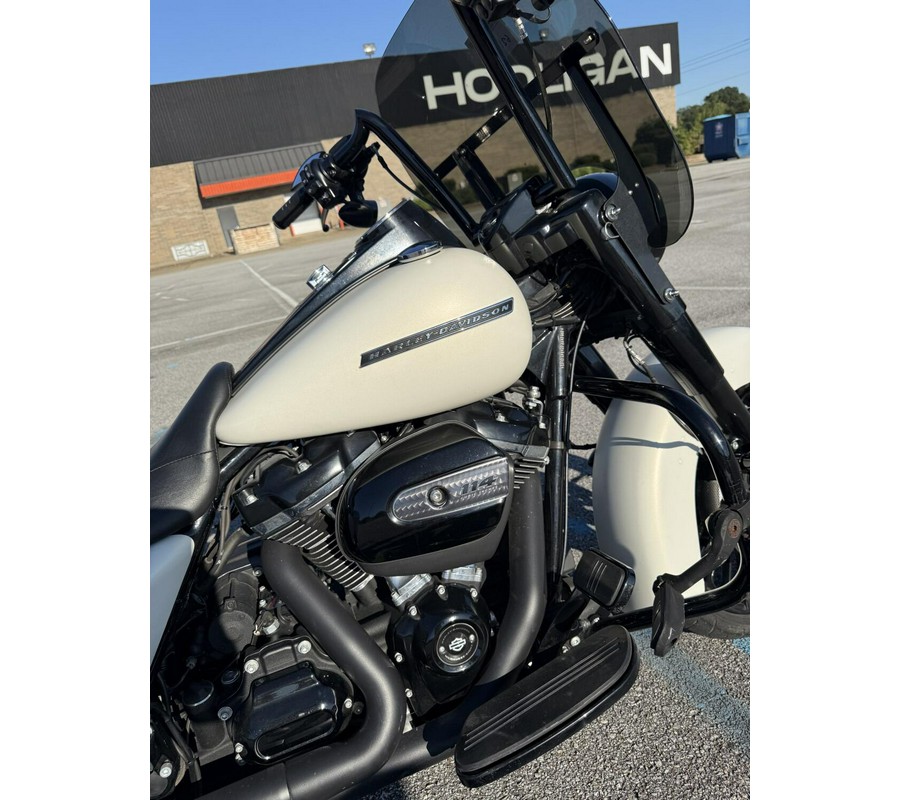 FLHRXS 2019 Road King Special