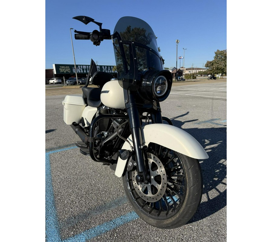 FLHRXS 2019 Road King Special
