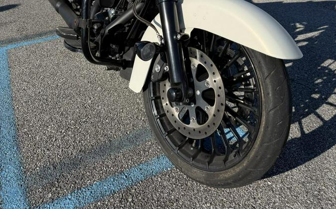 FLHRXS 2019 Road King Special