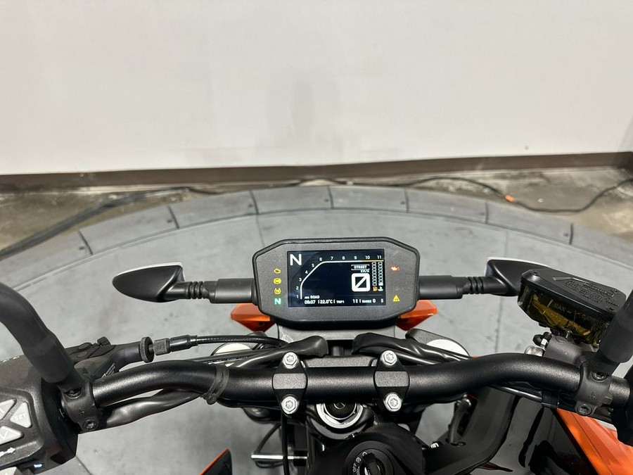 2024 KTM Duke 790