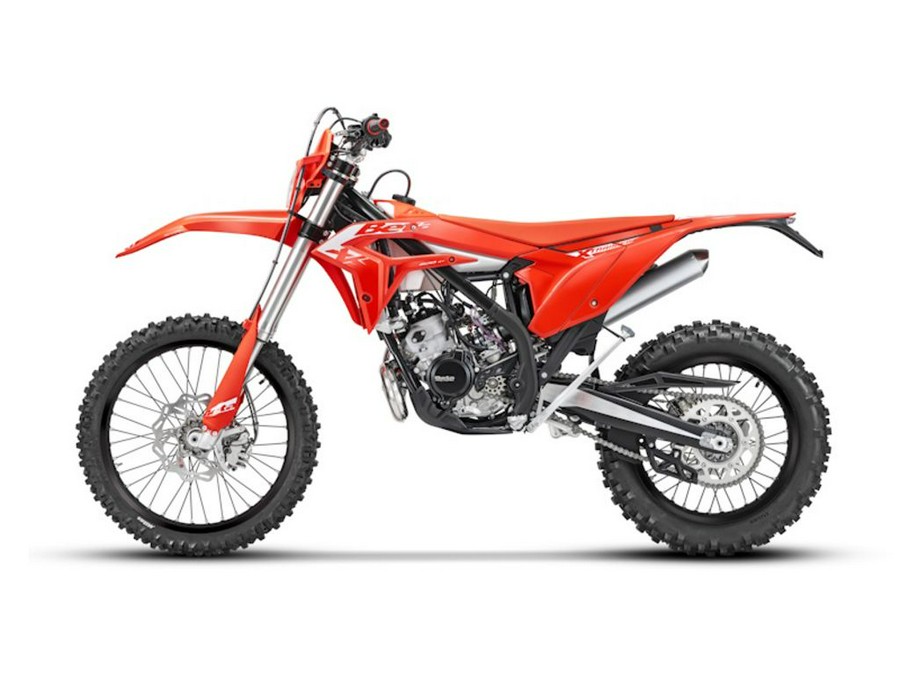2027 BETA Xtrainer 200
