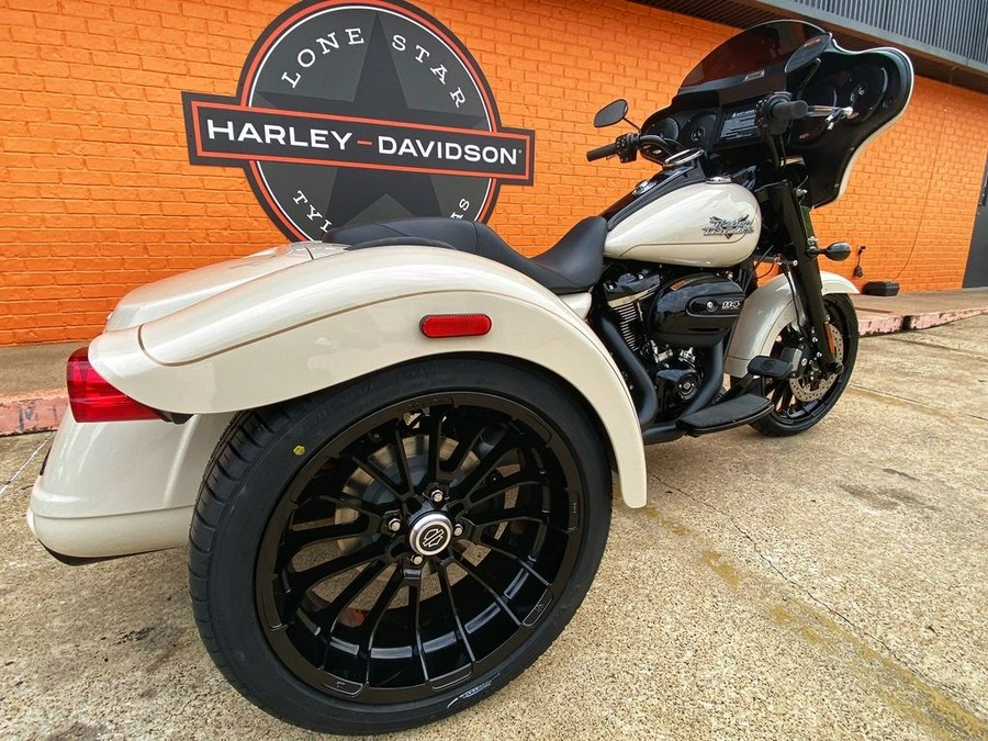 2023 Harley-Davidson® FLRT - Freewheeler®