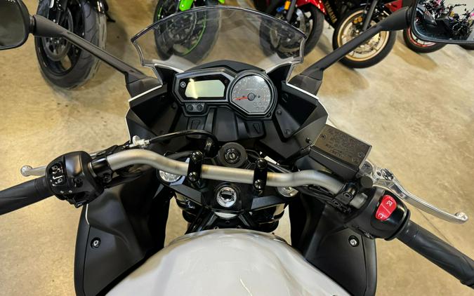 2009 Yamaha FZ6R