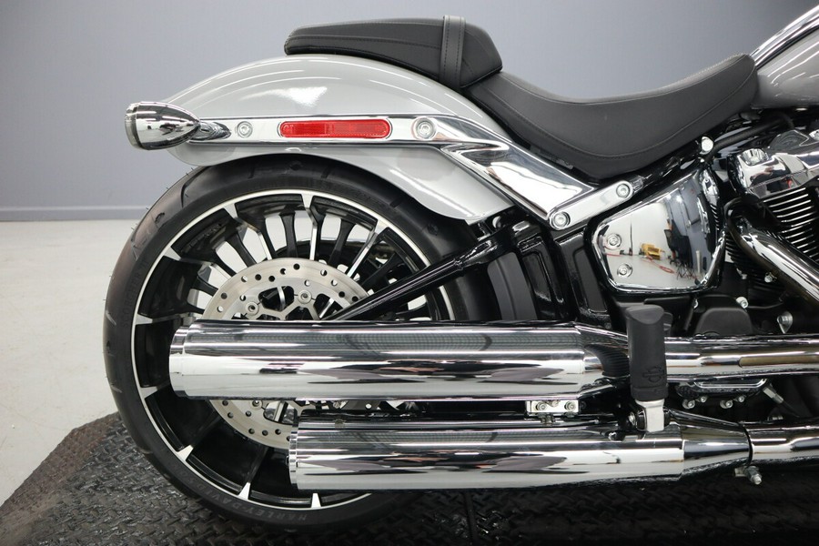 2025 Harley-Davidson Breakout