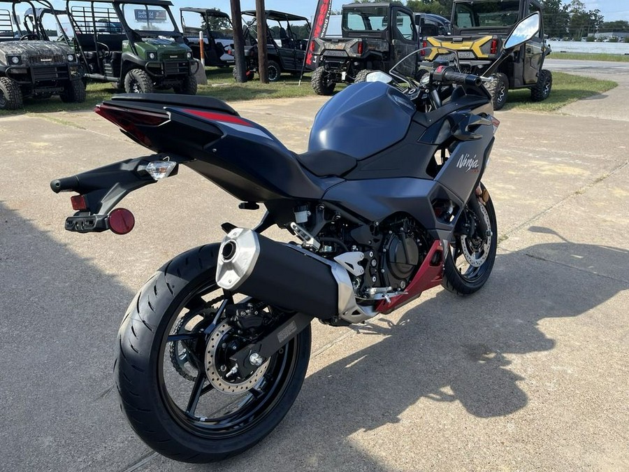 2026 Kawasaki Ninja® 500 ABS Metallic Matte Twilight Blue