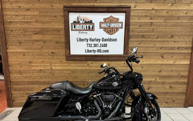 2021 Harley-Davidson® Road King® Special Black Jack Metallic FLHRXS