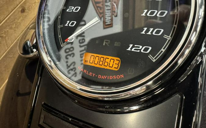 2021 Harley-Davidson® Road King® Special Black Jack Metallic FLHRXS