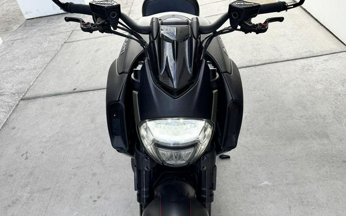 2017 Ducati Diavel Carbon Asphalt Grey and Matt Carbon