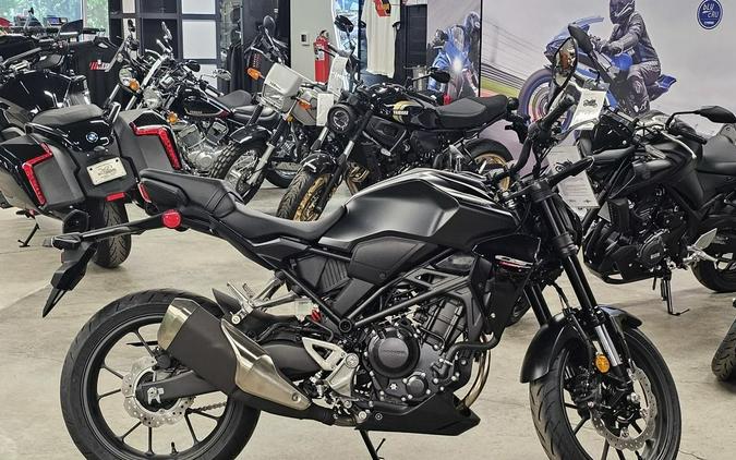 2025 Honda CB300R ABS