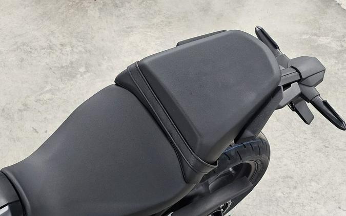 2025 Honda CB300R ABS