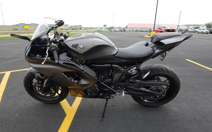 2024 Yamaha YZF-R7
