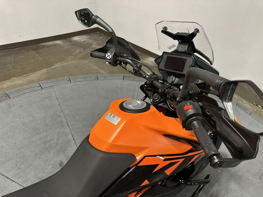 2024 KTM Adventure 390