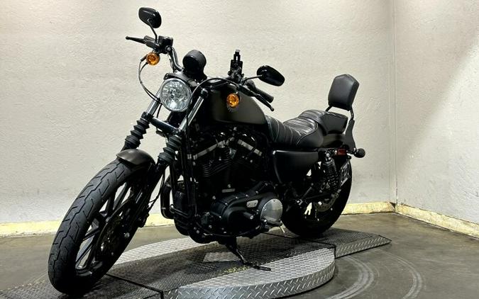 Harley-Davidson® Iron 883™ 2021 XL 883N 408018A RIVER ROCK GRAY DENIM