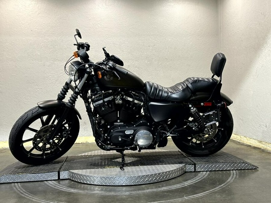 Harley-Davidson® Iron 883™ 2021 XL 883N 408018A RIVER ROCK GRAY DENIM