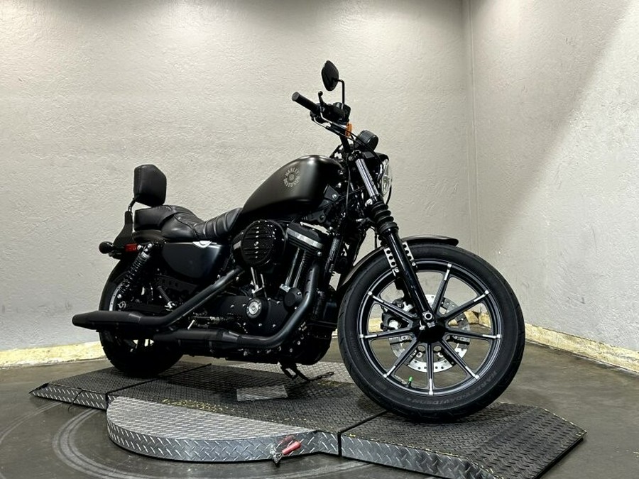 Harley-Davidson® Iron 883™ 2021 XL 883N 408018A RIVER ROCK GRAY DENIM