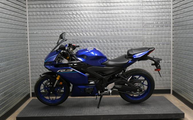 2026 YAMAHA YZFR3 ABS