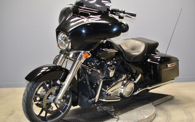 2020 Harley-Davidson Street Glide FLHX
