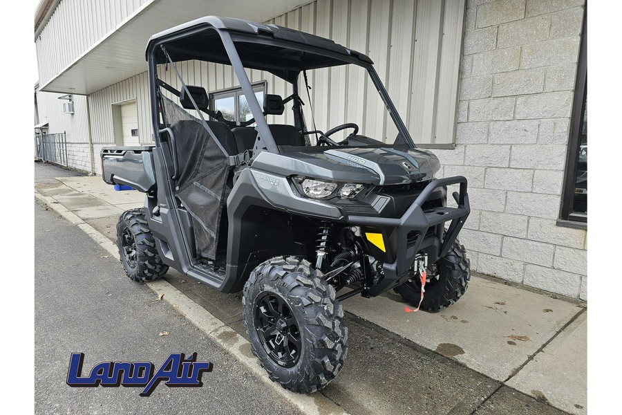 2024 Can-Am Defender XT HD10