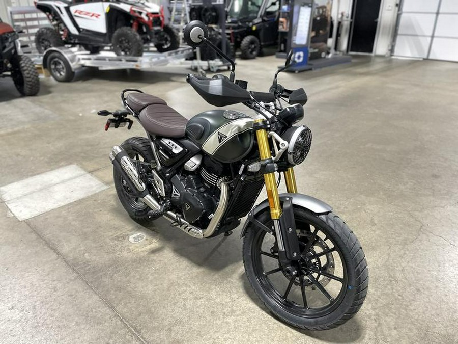 2024 Triumph Scrambler 400 X Matte Khaki Green / Fusion White