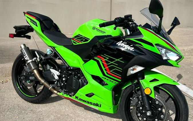 2023 Kawasaki Ninja 400 ABS KRT Edition