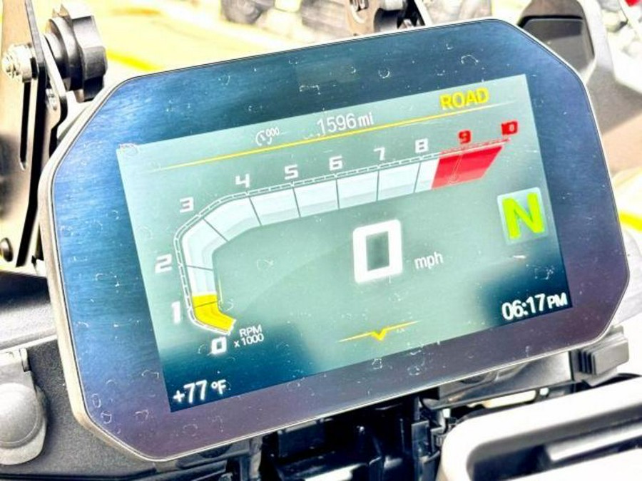 2024 BMW F800 GS Base