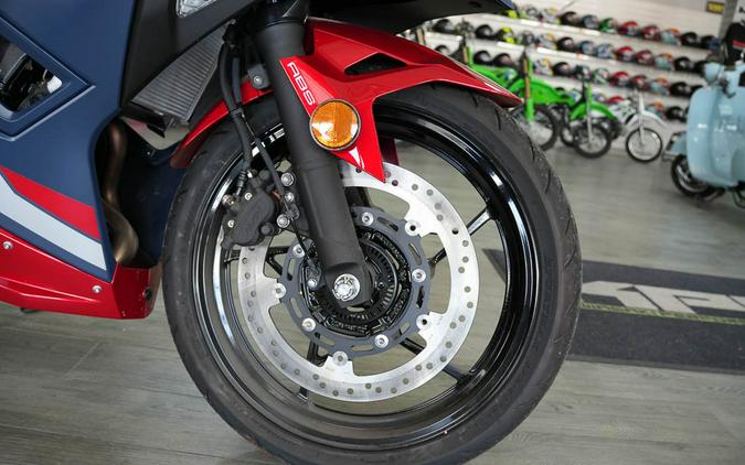 2026 Kawasaki Ninja® 500 ABS