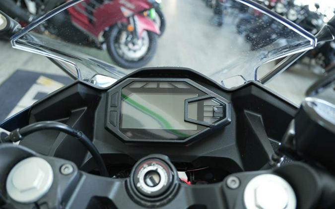 2026 Kawasaki Ninja® 500 ABS