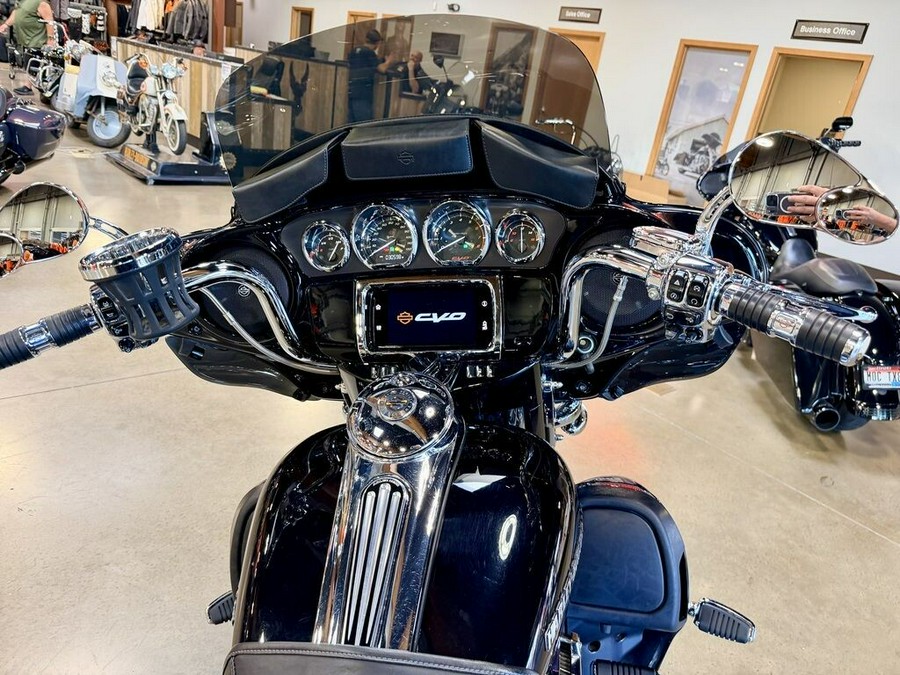 FLHTKSE 2021 CVO™ Limited