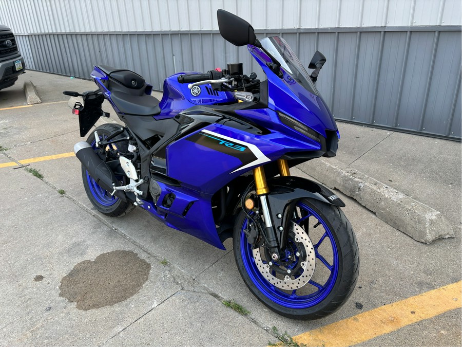 2025 Yamaha YZF-R3