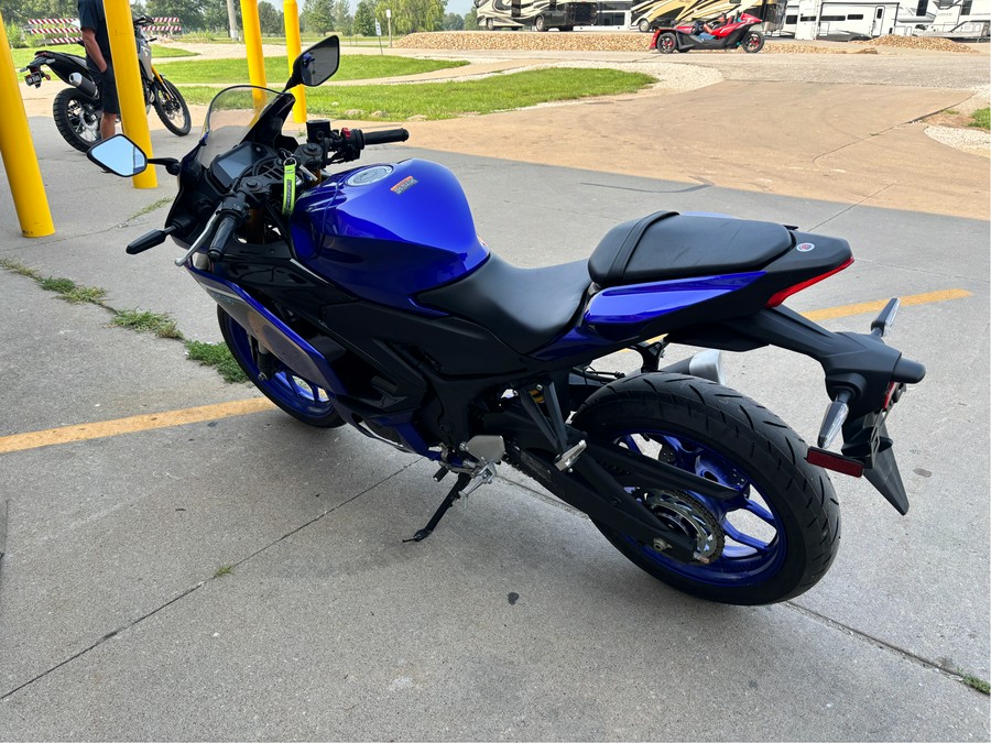 2025 Yamaha YZF-R3