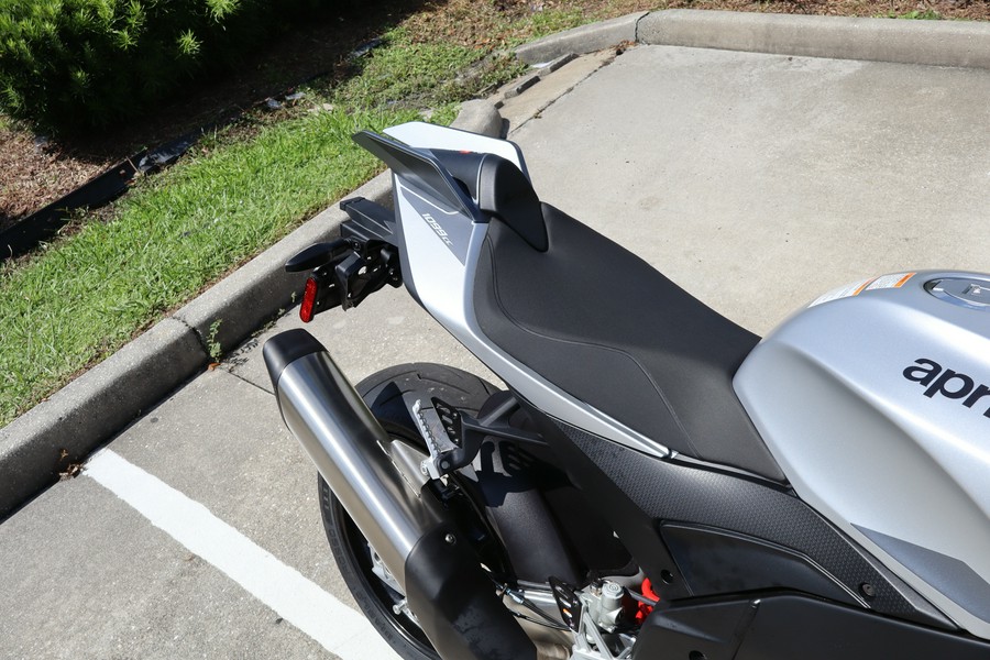 2026 Aprilia Tuono V4 1100