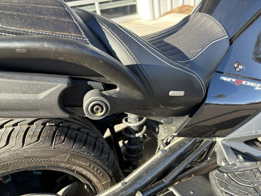 2021 Can-Am Spyder F3 SE6