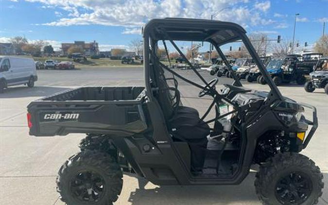 2024 Can-Am Defender XT HD10