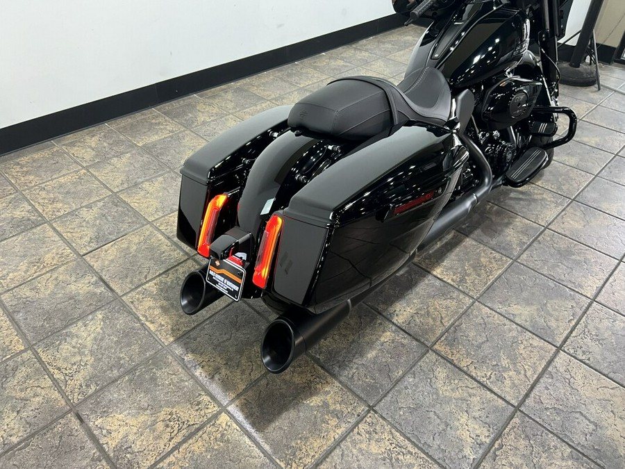 FLHX 2024 Street Glide®