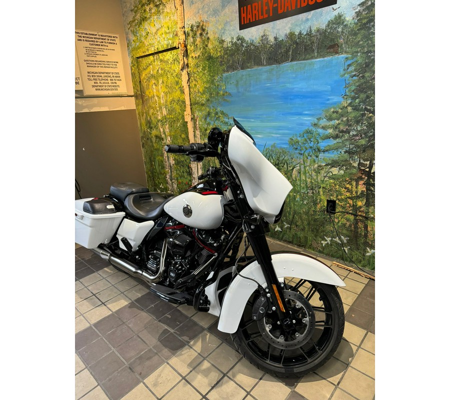 2021 Harley-Davidson CVO Street Glide