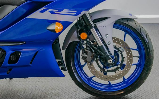 2021 Yamaha YZF-R3 ABS