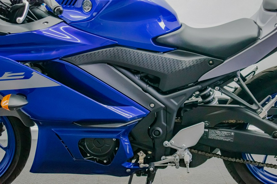 2021 Yamaha YZF-R3 ABS