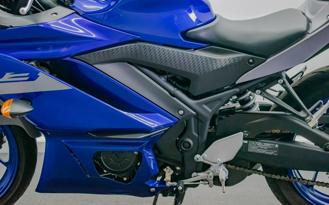 2021 Yamaha YZF-R3 ABS