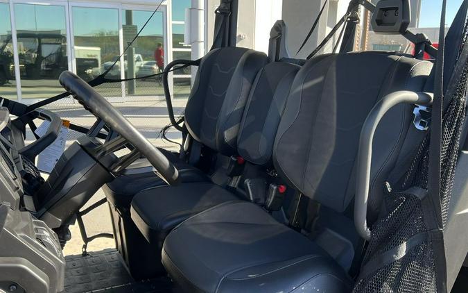 2025 Can-Am® Defender MAX XT HD9