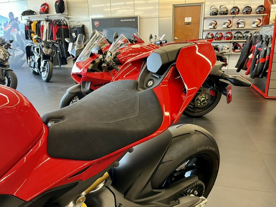 2025 Ducati Panigale V4 Ducati Red