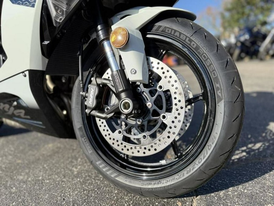 2026 Kawasaki Ninja® ZX™-6R